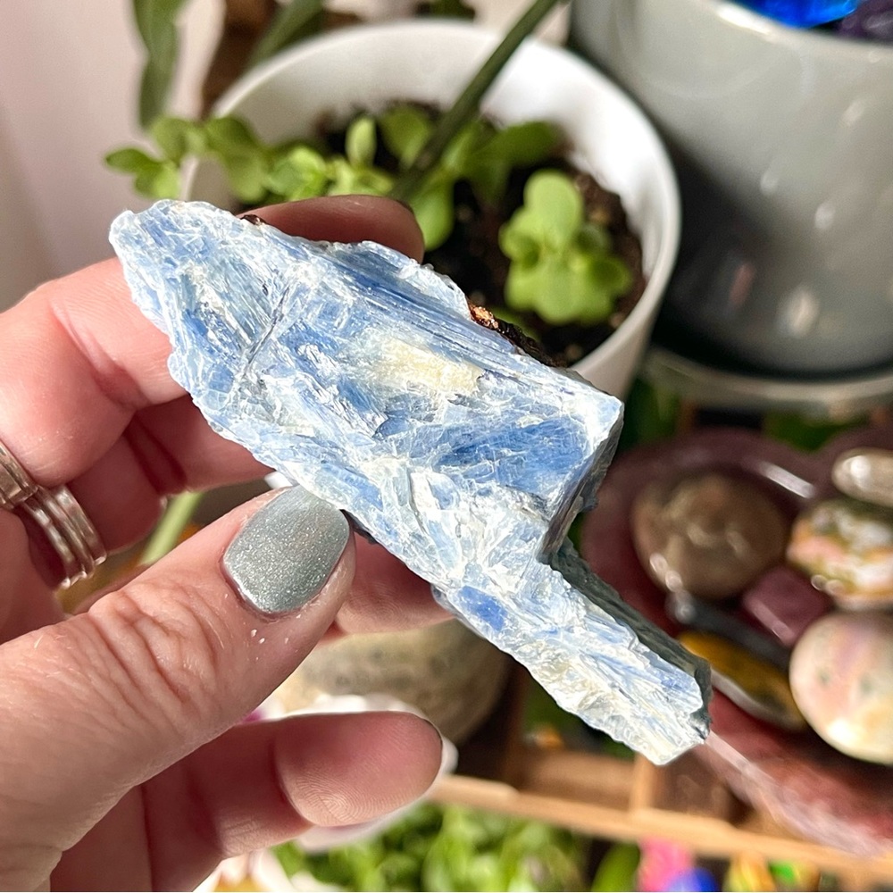 💙Blue Kyanite Communication & Expression Crystal Cluster💙 - Picture 3 of 3